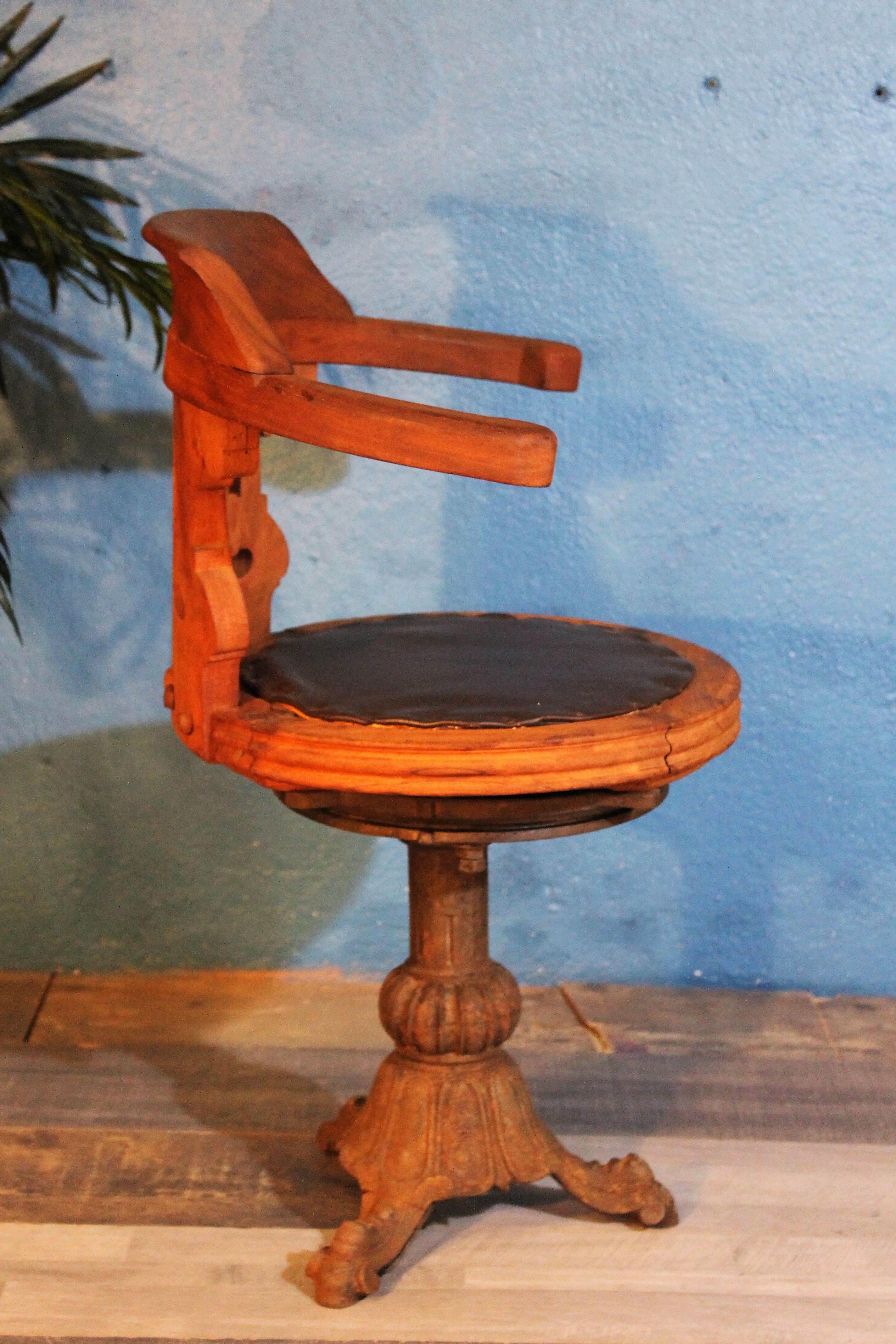 "Paquebot" armchair at the beginning of the 20th century