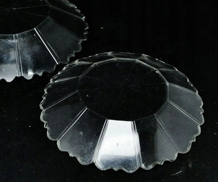 H1Y set of 4 faceted plates in Biedermeier style