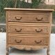 Commode vintage Louis XV rénovée en chêne brut
