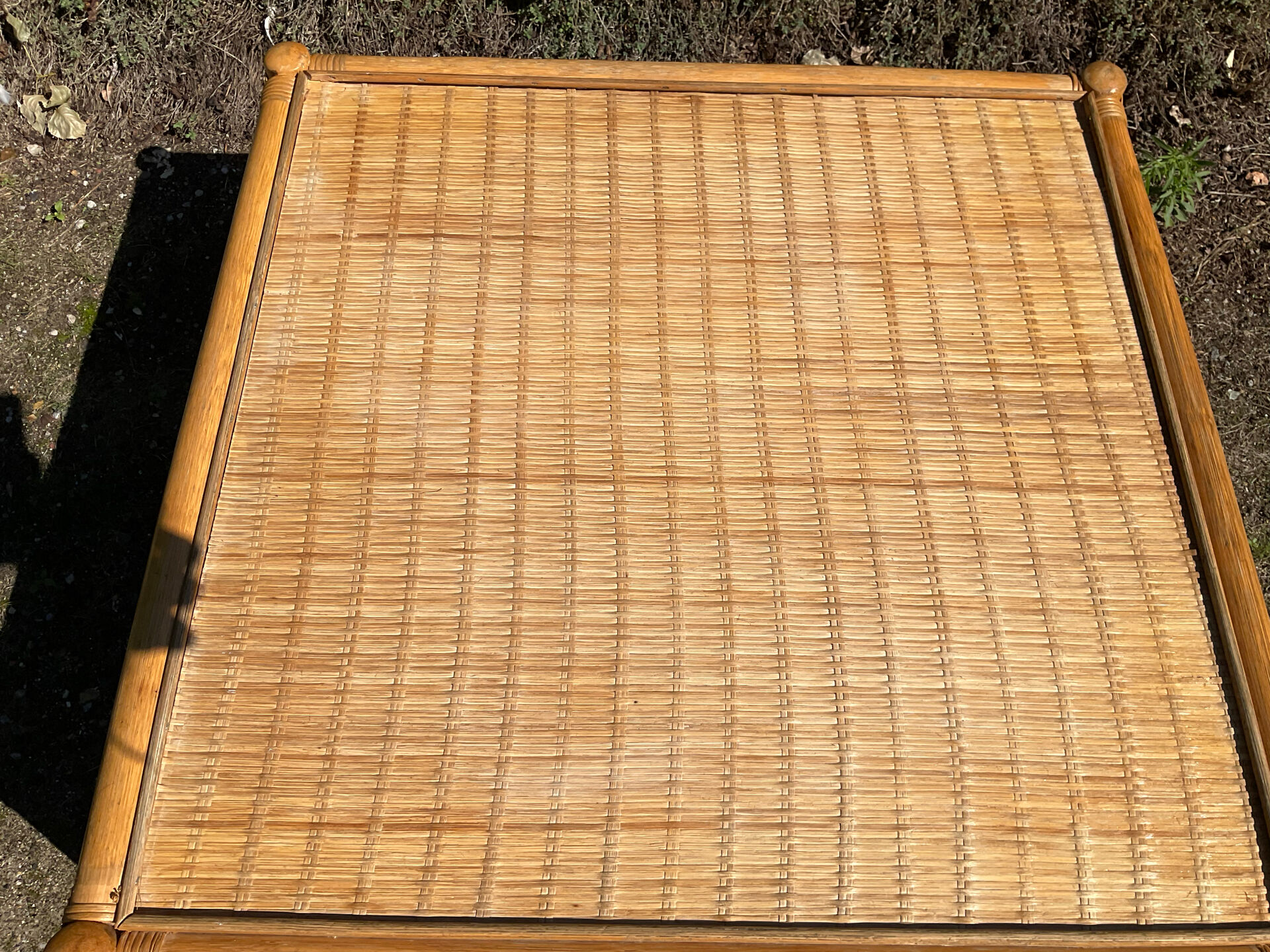 Table basse carrée en bois et rotin, années 70