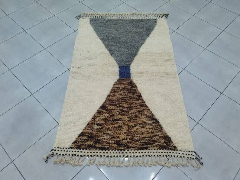 Authentic Moroccan wool rug handwoven, 250x150 cm