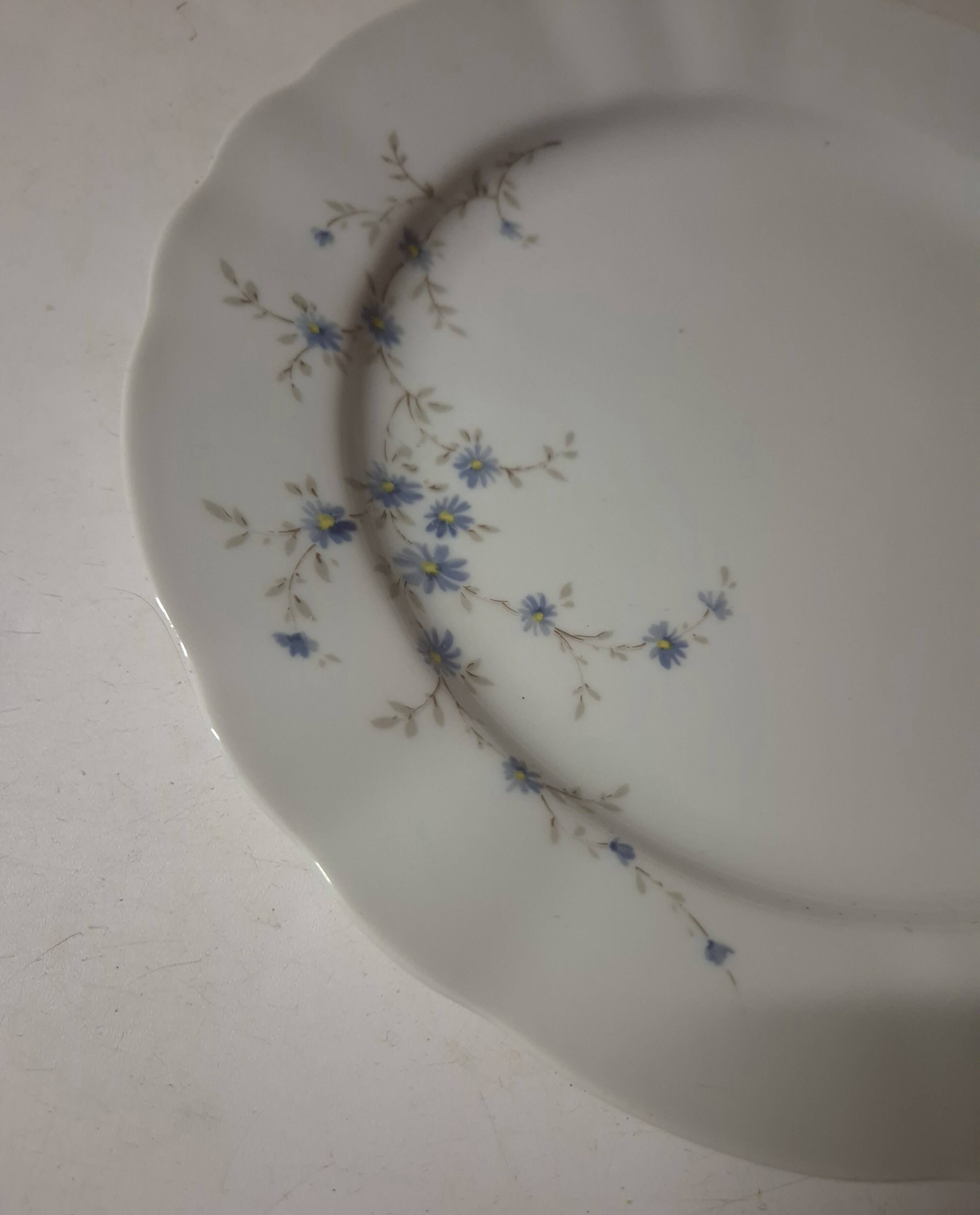 Fine porcelain dinner plate with blue flower, Winterling, Markletheuthen Bavaria