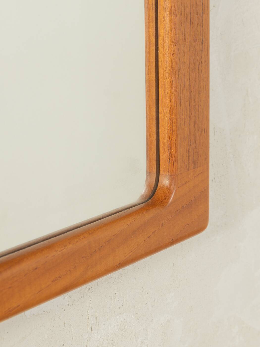 Classic mirror from the 1960s with high-quality solid teak frame