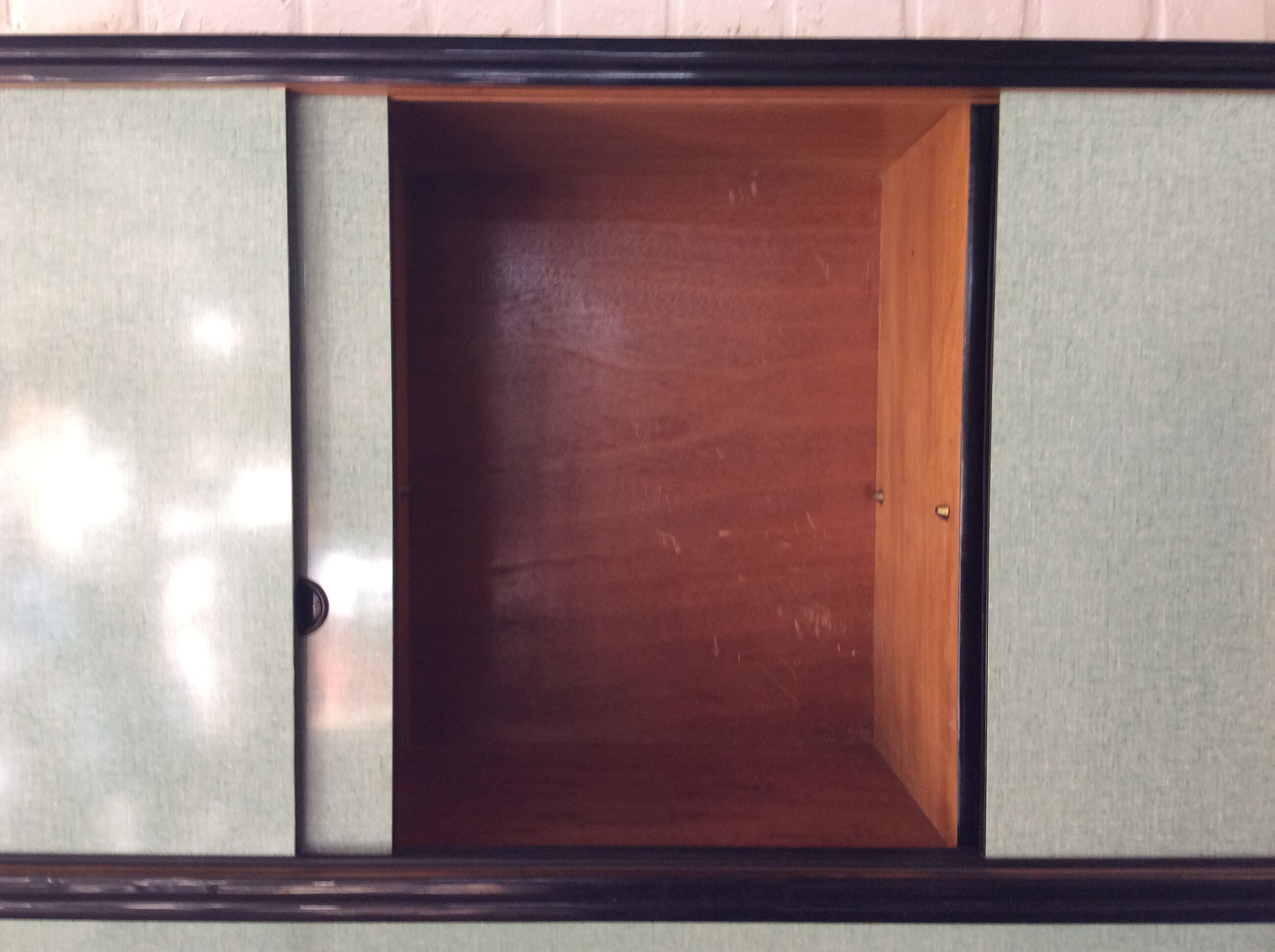 Buffet en formica vert "mint"