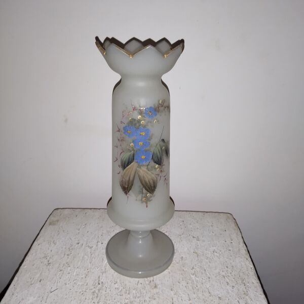 Vase verre opaline émaillé