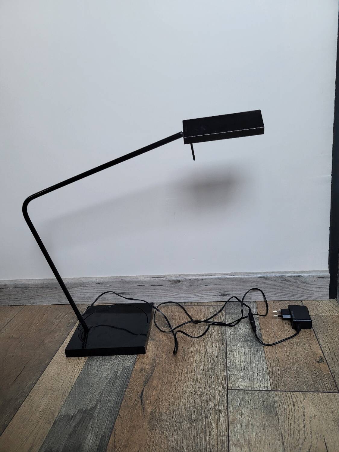 Modern Scandinavian lamp "Ninety" Luxo