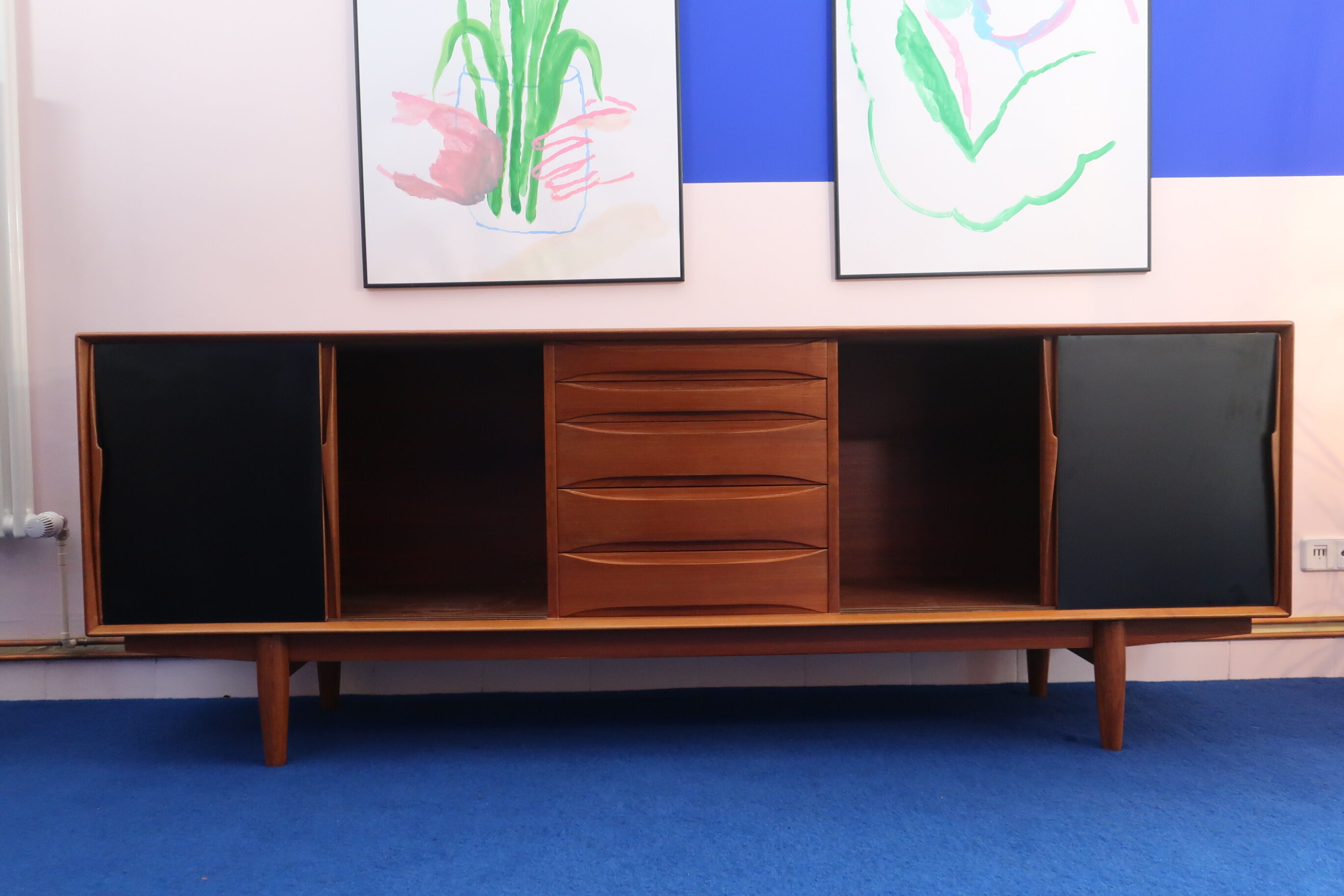 Danish row with sliding doors from the 60s