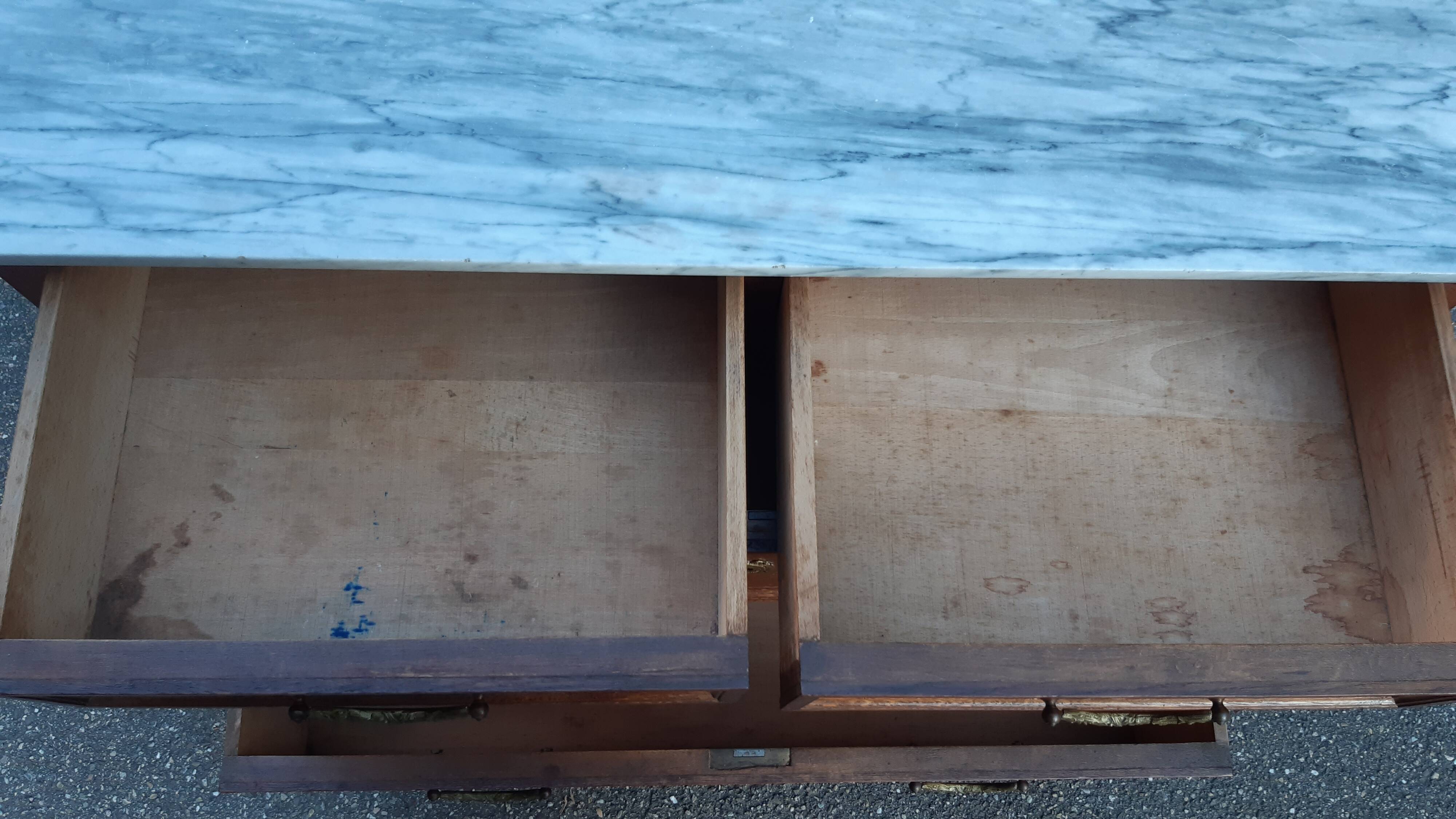 Commode chêne et marbre début XXème