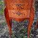 Paire de chevets style rocaille