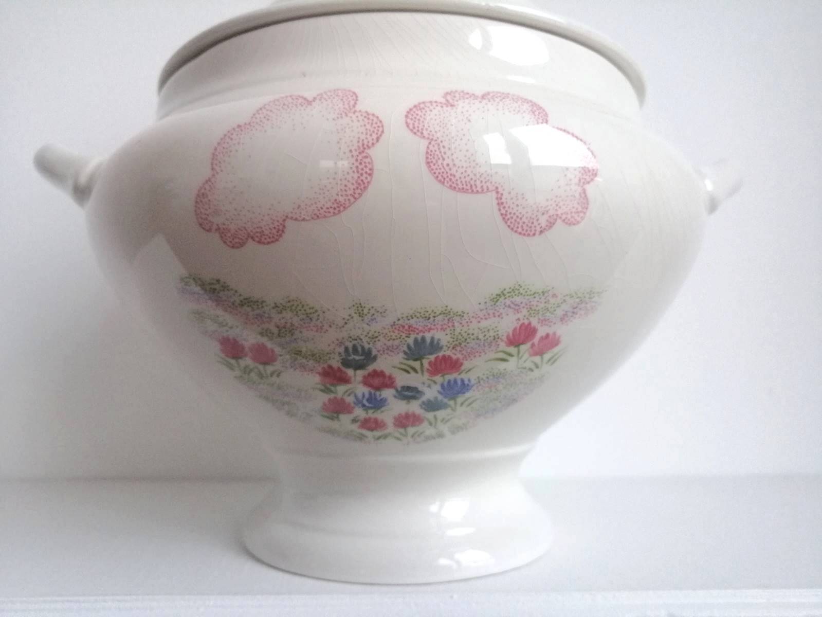 Large porcelain soup tureen Orchies Moulin des Loups Saint-Amand - 2.5 liter vegetable dish