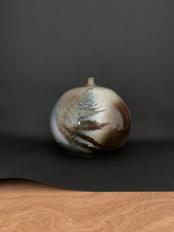 Vase boule design