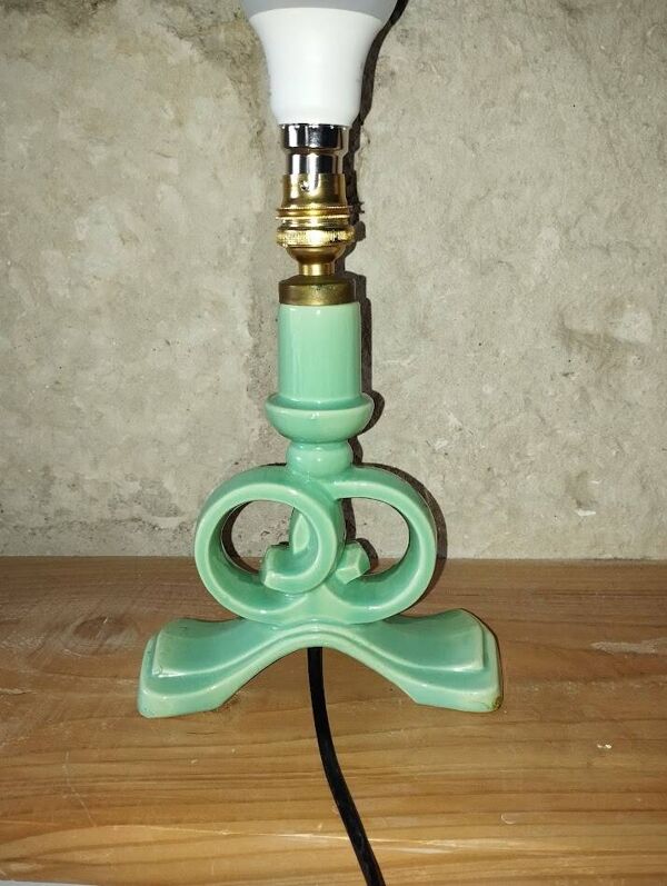Pied de lampe en barbotine vert d’eau numéroté – annees 50