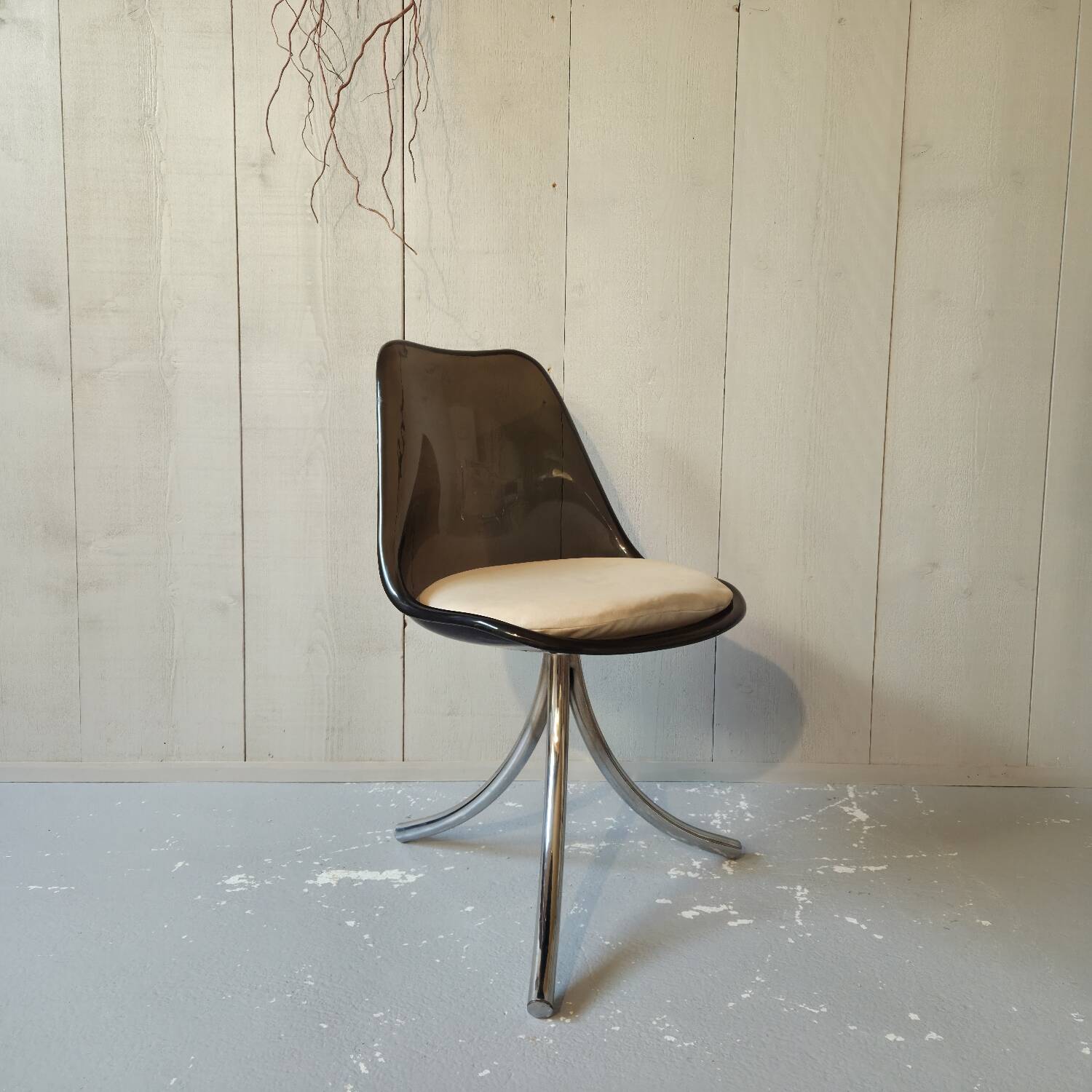 Plexiglas swivel chair