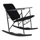 Chaise à bascule post-moderne par Yrjö Kukkapuro