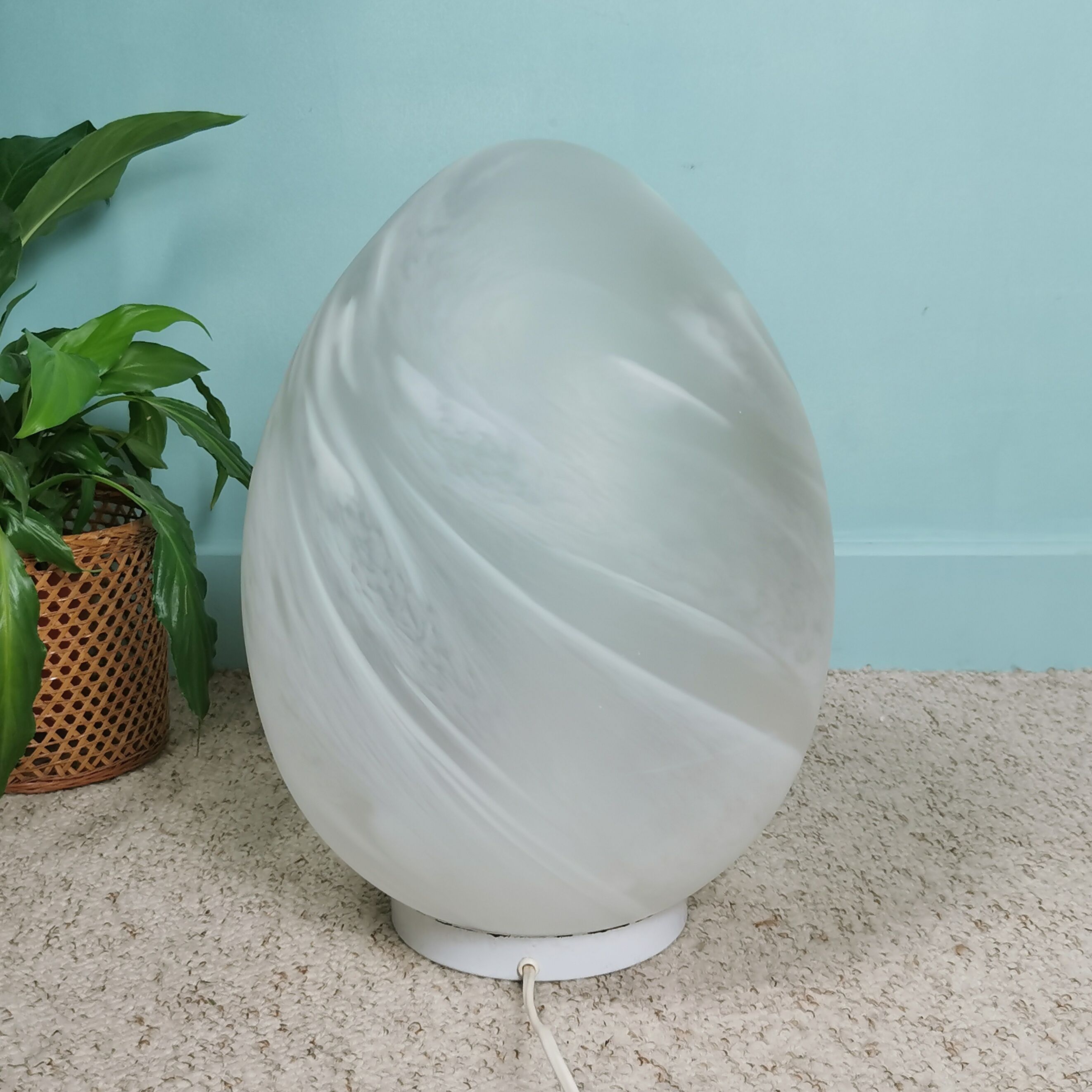 Lamp "Egg of Vianne" 38cm