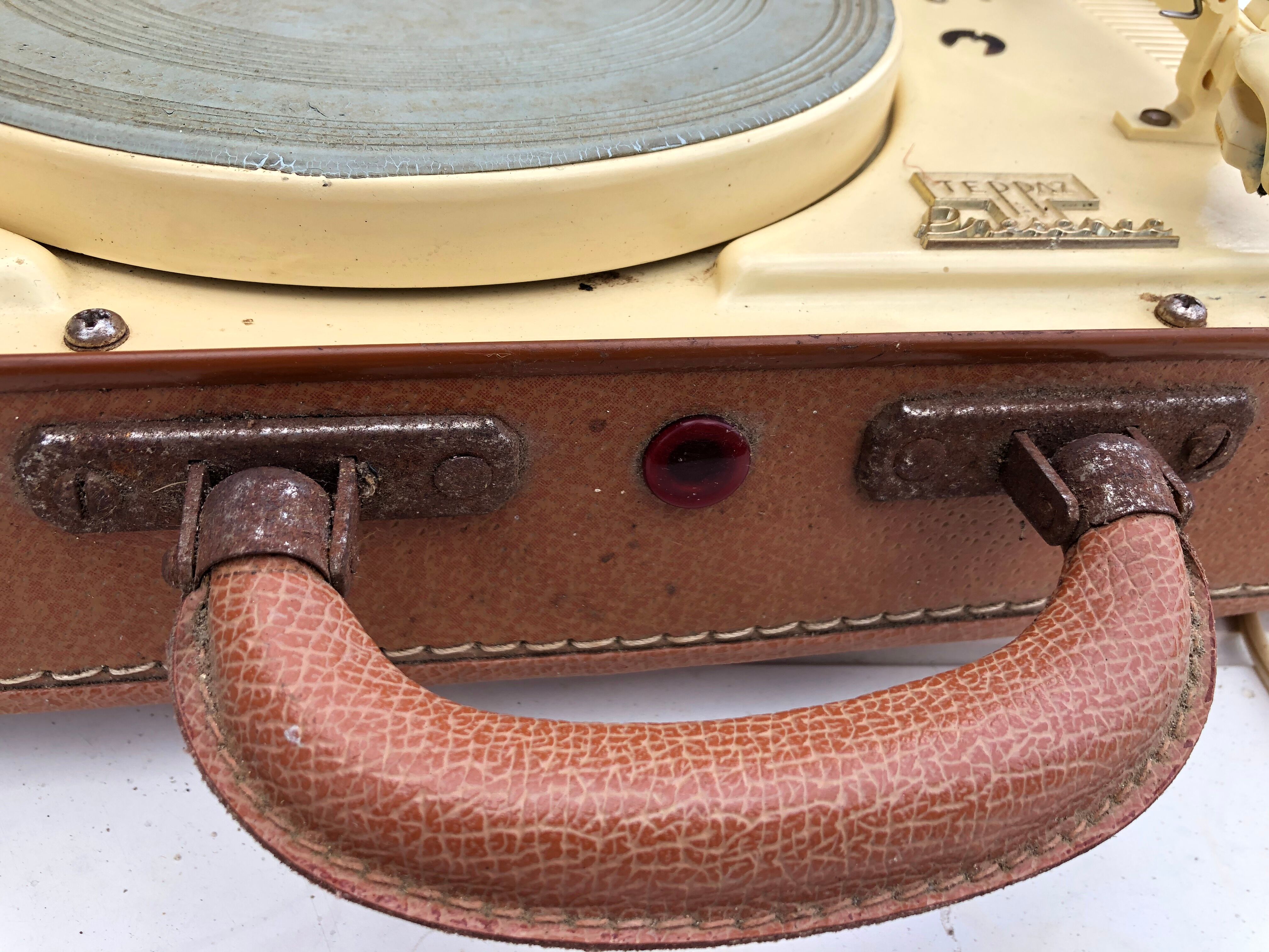 Tournedisque Teppaz Présence