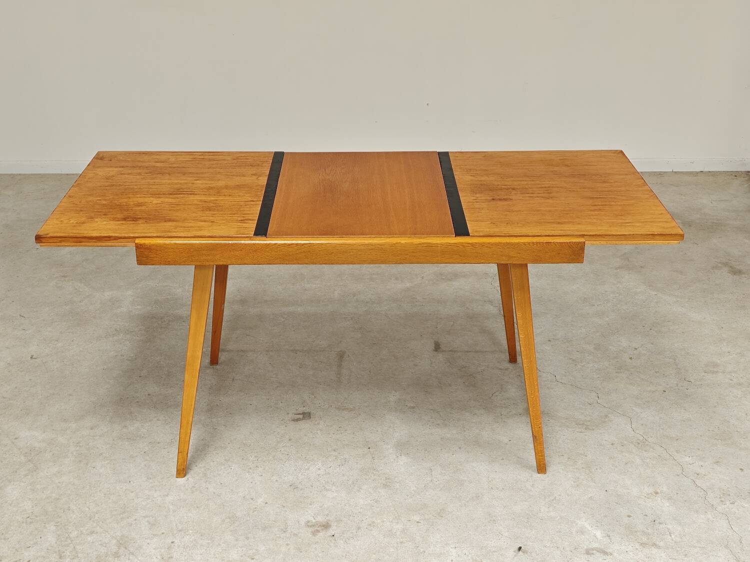Table a manger a rallonge par Frantisek Jirak pour Tatra , 1960n
