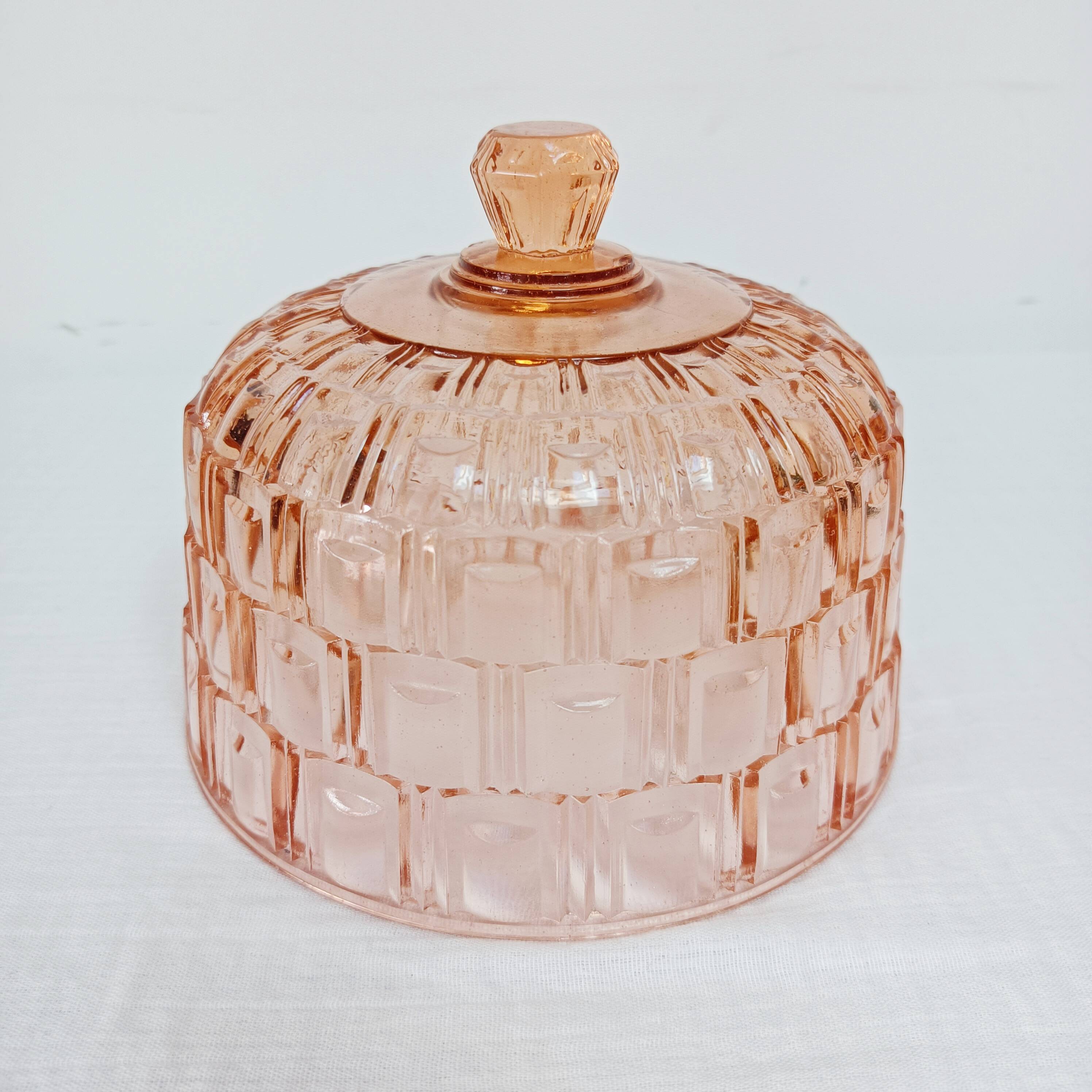 Cloche à dessert ou à fromage en verre rose