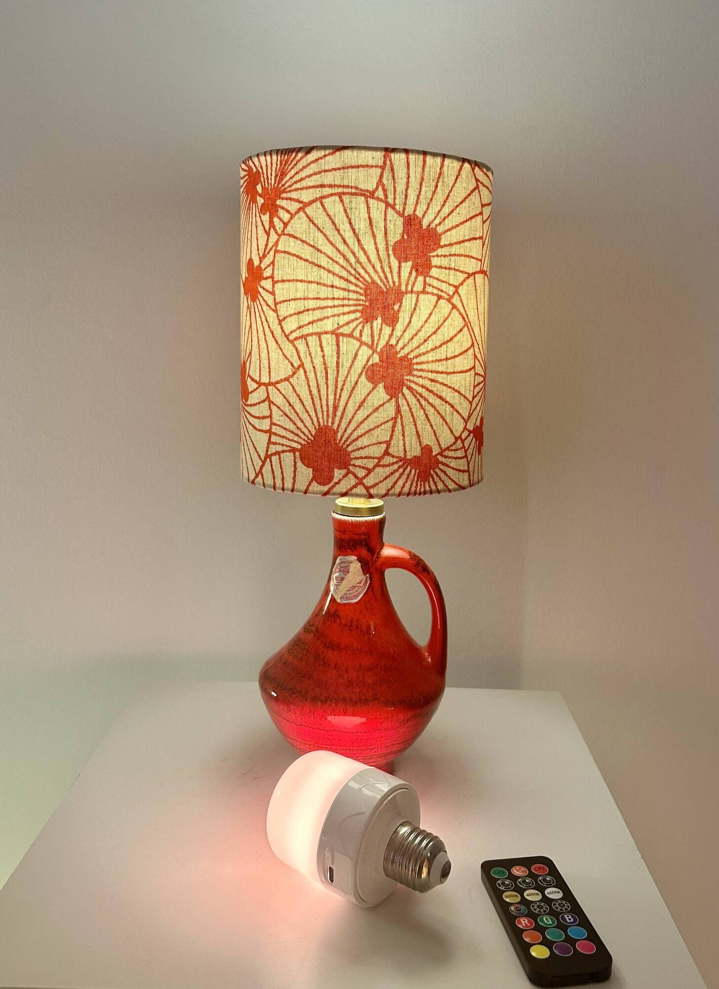Small accent lamp by Bay Keramik – cordless with Japanese lotus fabric.