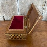 Ancienne Boite À Bijoux En Marqueterie Bois & Nacre Syrie Vintage