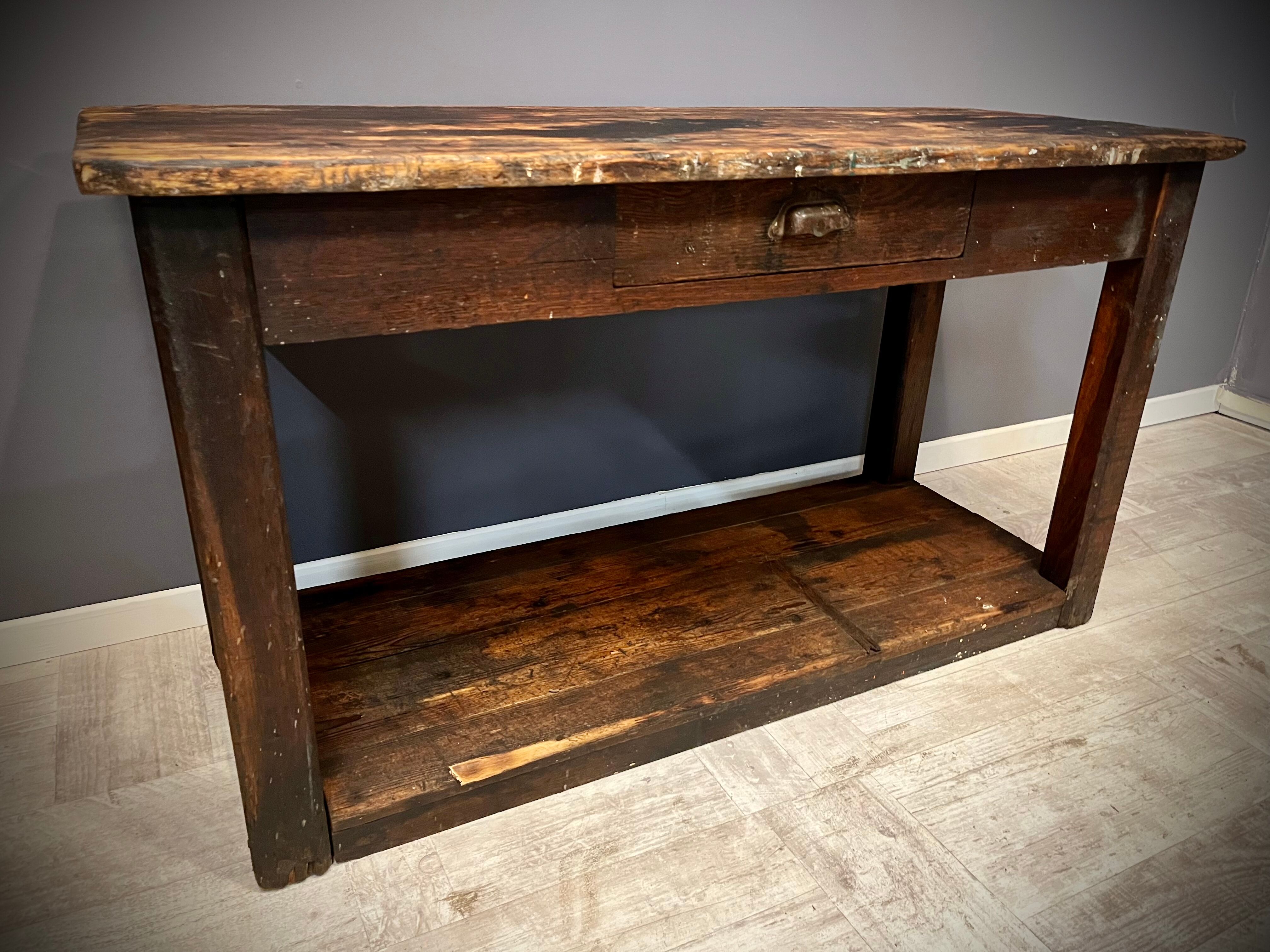 Table old zinc roofer