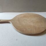 Old round pizza cutting board