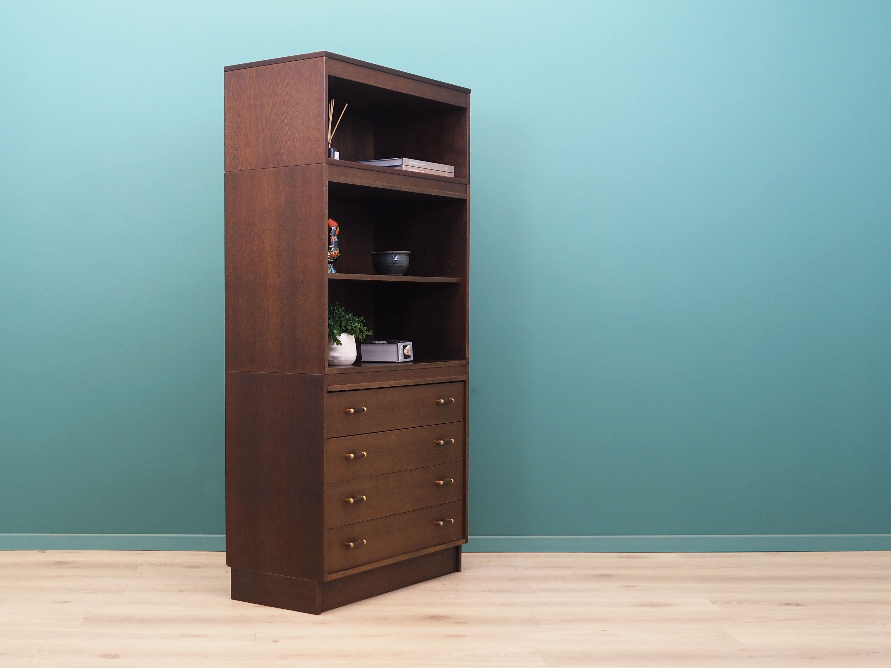 Oak bookcase, Danish design, 1970s, production: Denmark