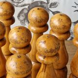Jeux de 9 quilles en bois et 2 boules