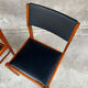 2 chaises en bois et skaï style scandinave