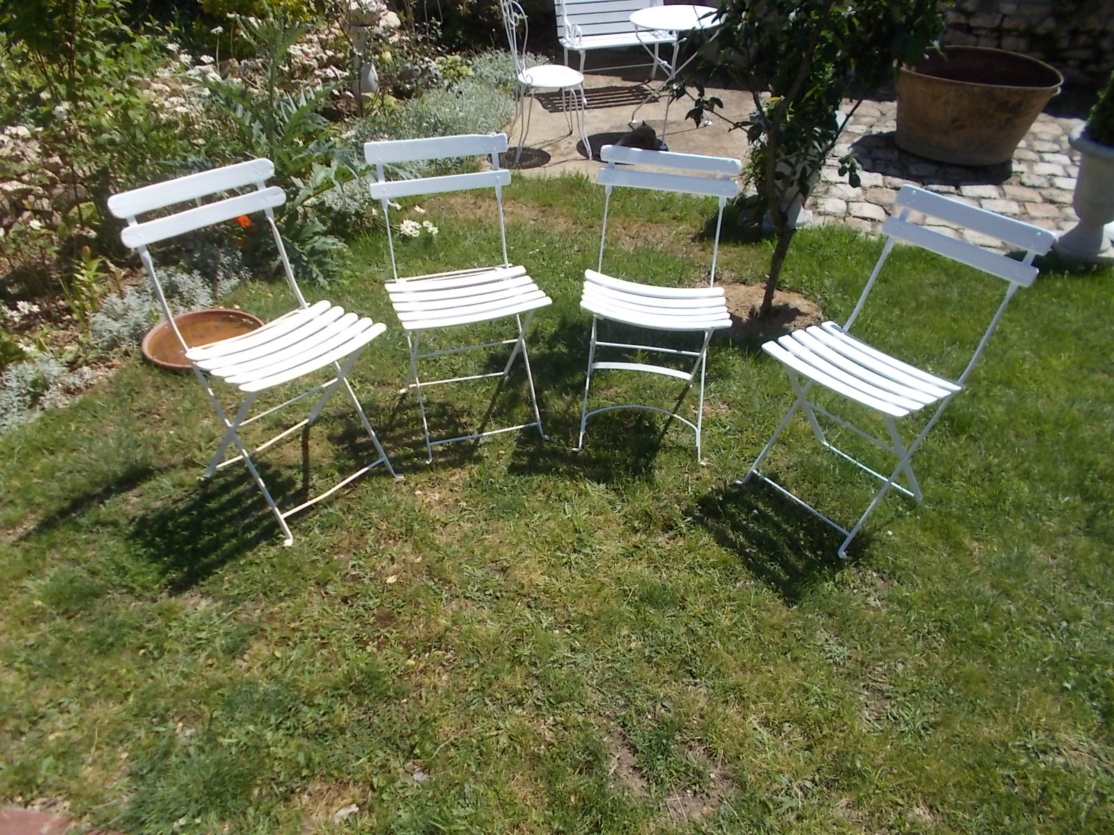 Set of 4 vintage garden chairs