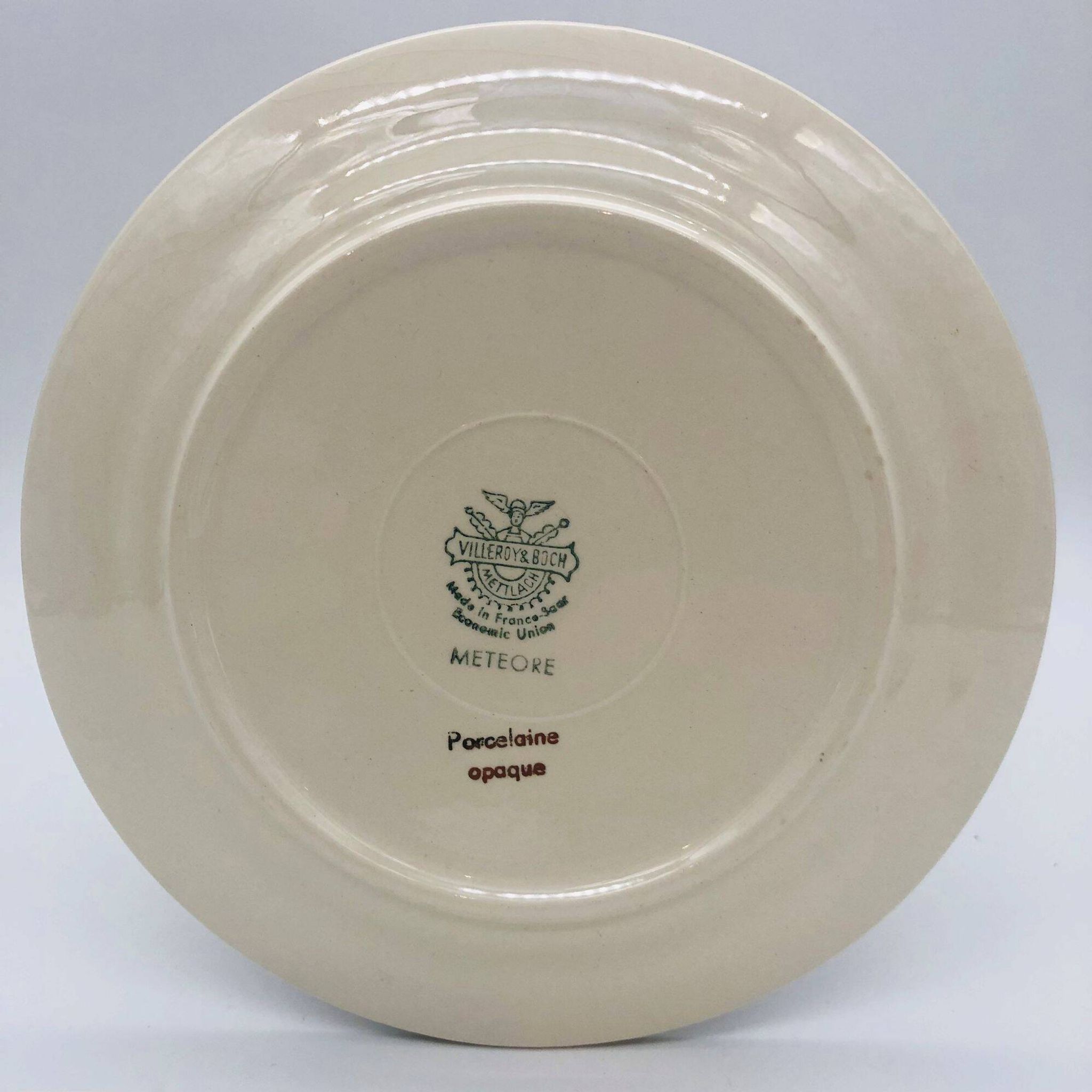 6 Assiettes à dessert et le plat de service, Villeroy & Boch », Météore.
