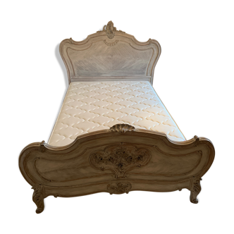 Former bed Louis XV patinated