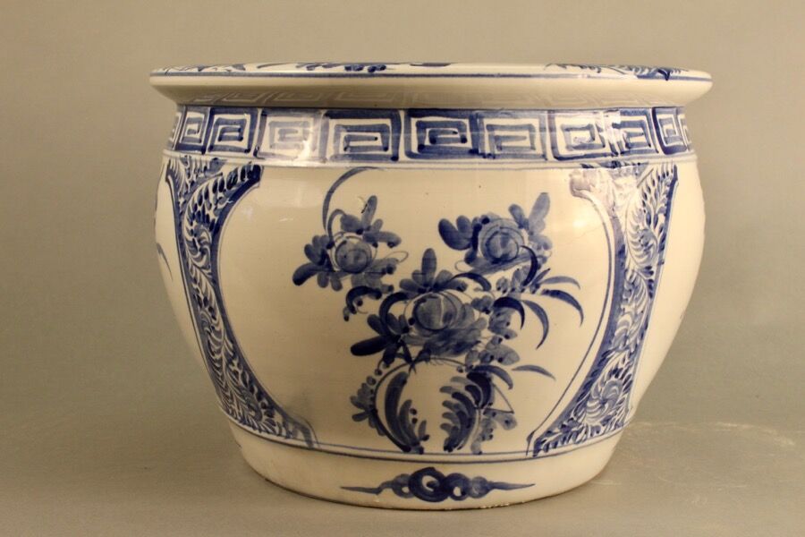 Blue earthenware pot cover