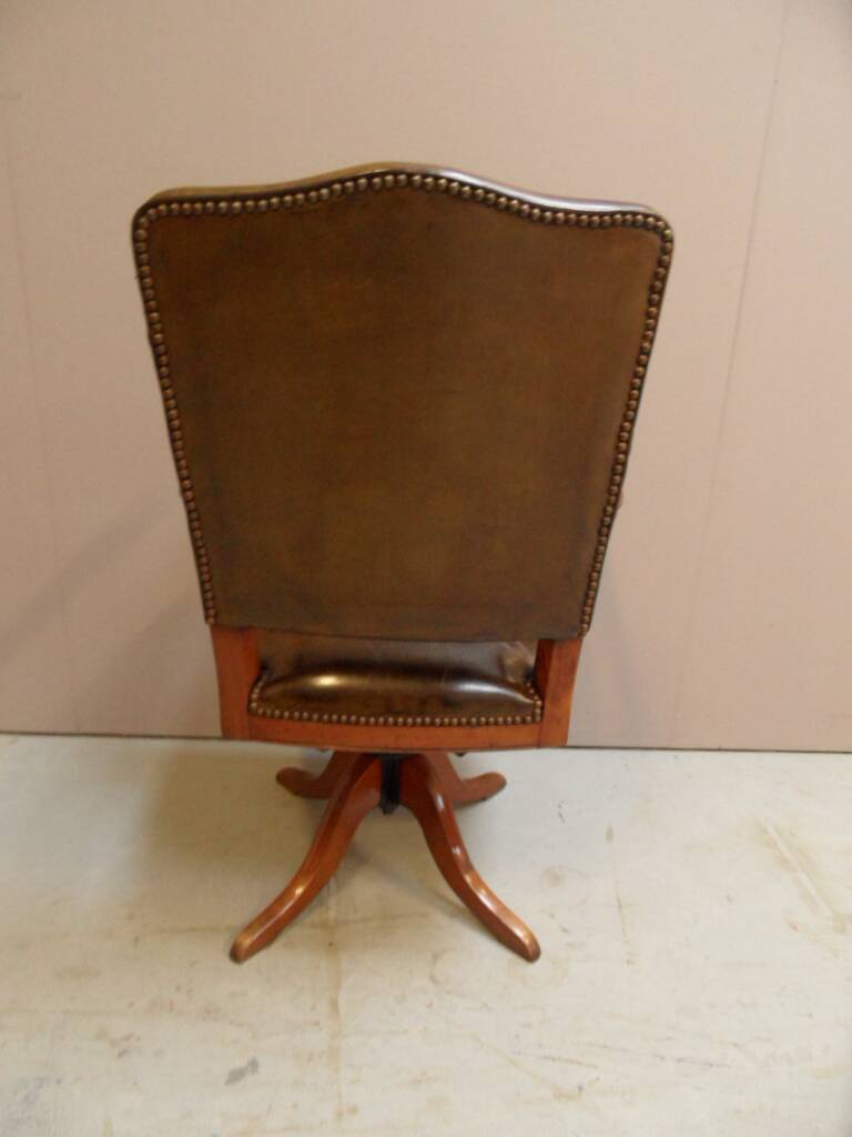 Chaise de bureau vintage en merisier et cuir