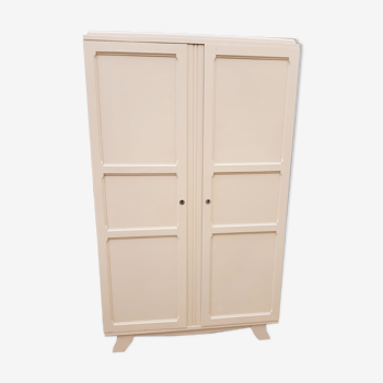 Armoire parisienne revisitée