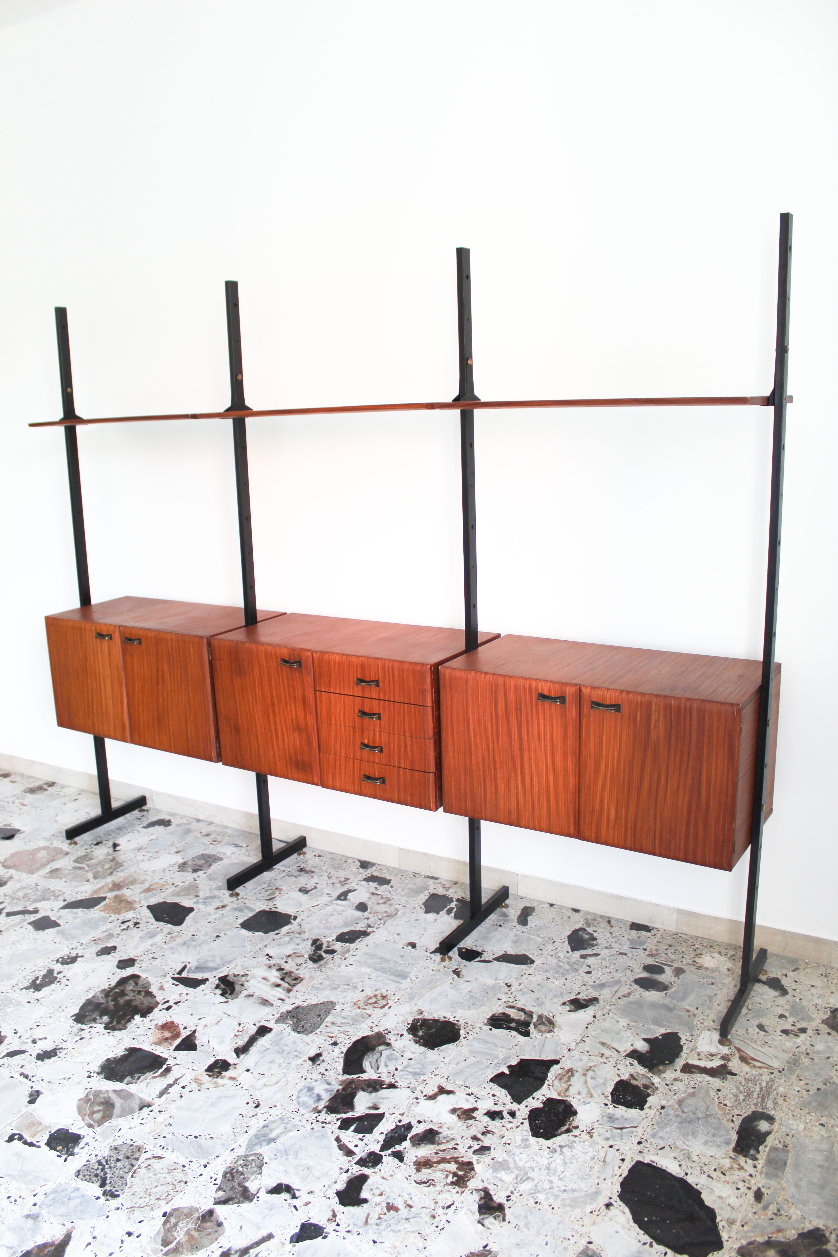Bookcase in slab wood and black metal, Italy 50s