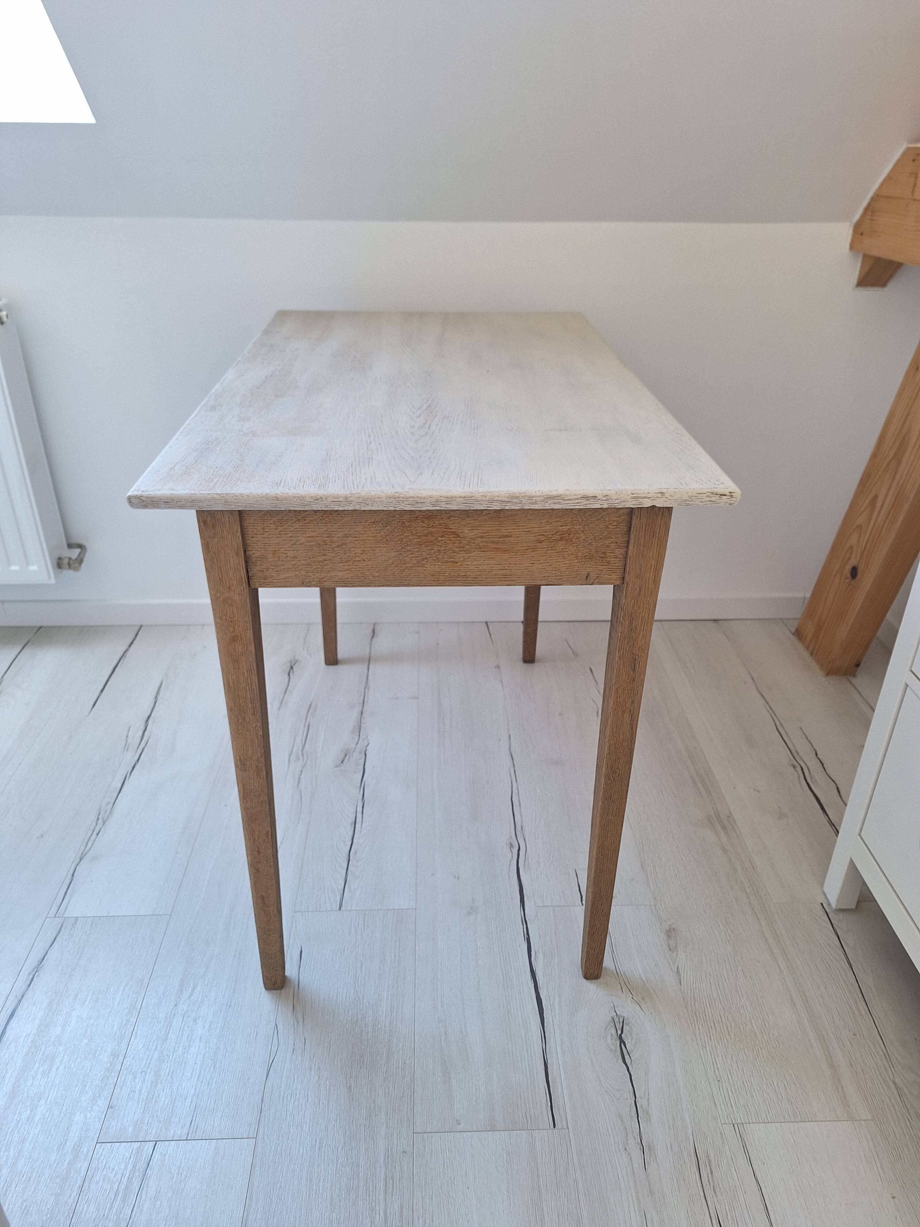 Antique wooden desk – farmhouse table - chic country spirit