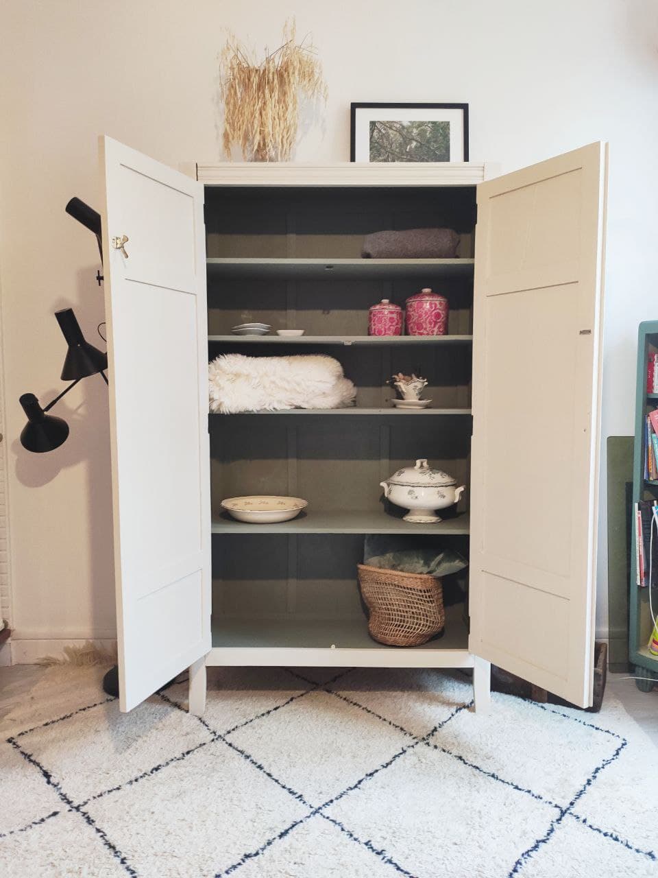 Parisian wardrobe 50s