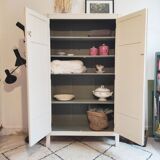 Parisian wardrobe 50s