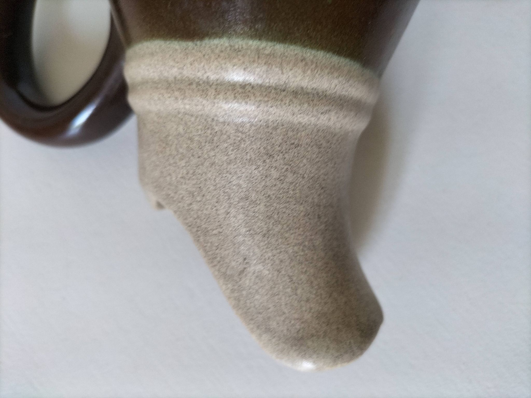 Two-tone stoneware jug model 424
