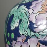 Large baluster vase in Chinese porcelain with vintage floral decoration from the 1970s-80s.