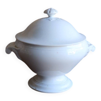 Antique white soup tureen in ironstone – Sarreguemines