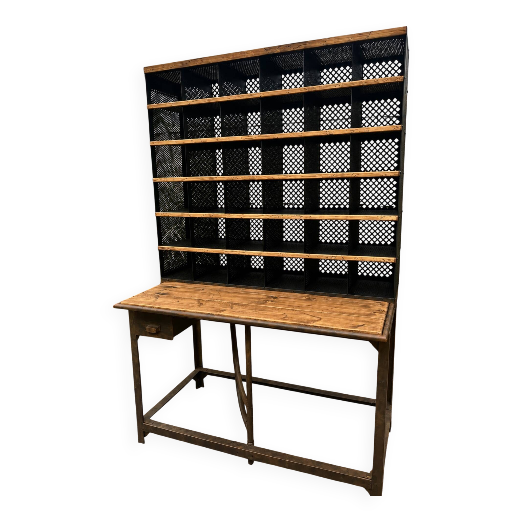 Industrial furniture "L'Industriel"