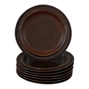 Arabia Ruska 7 grandes assiettes, by Ulla Procopé