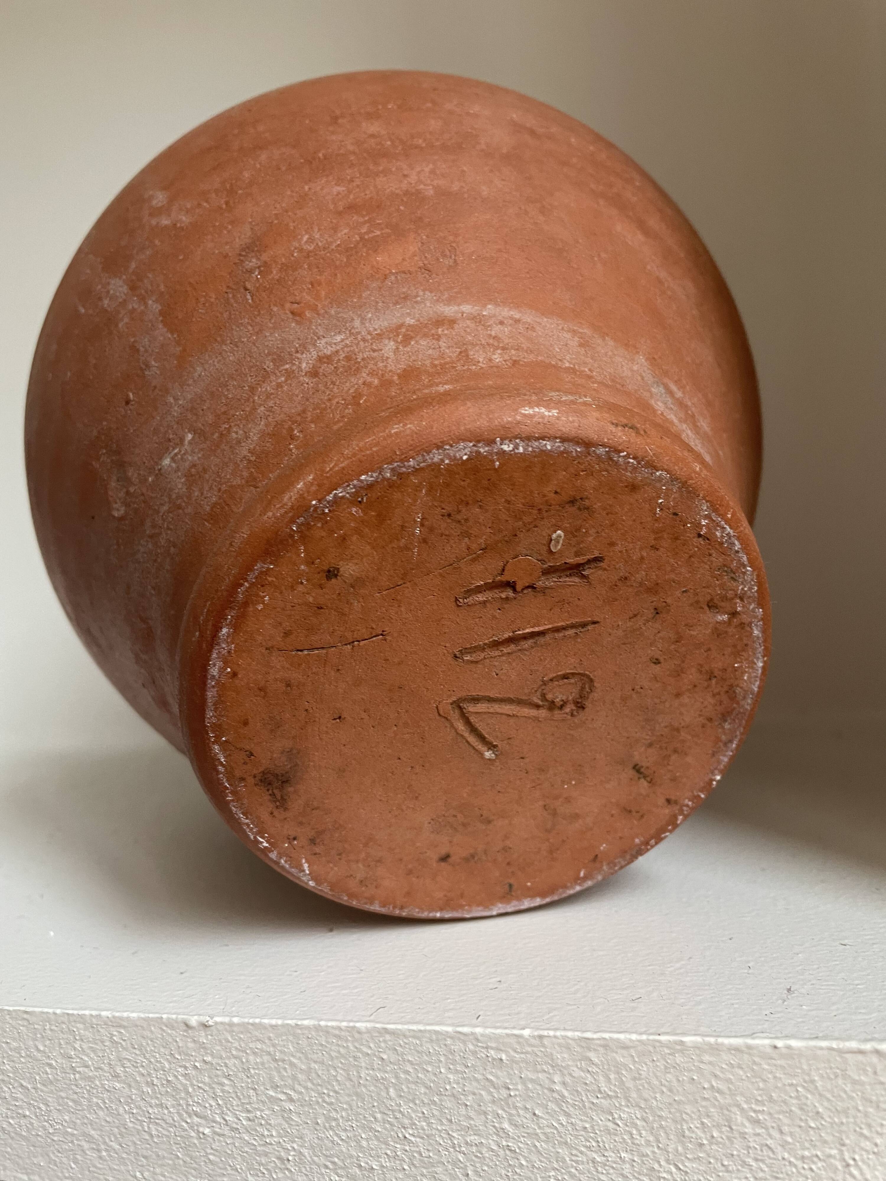 Terracotta gargoulette
