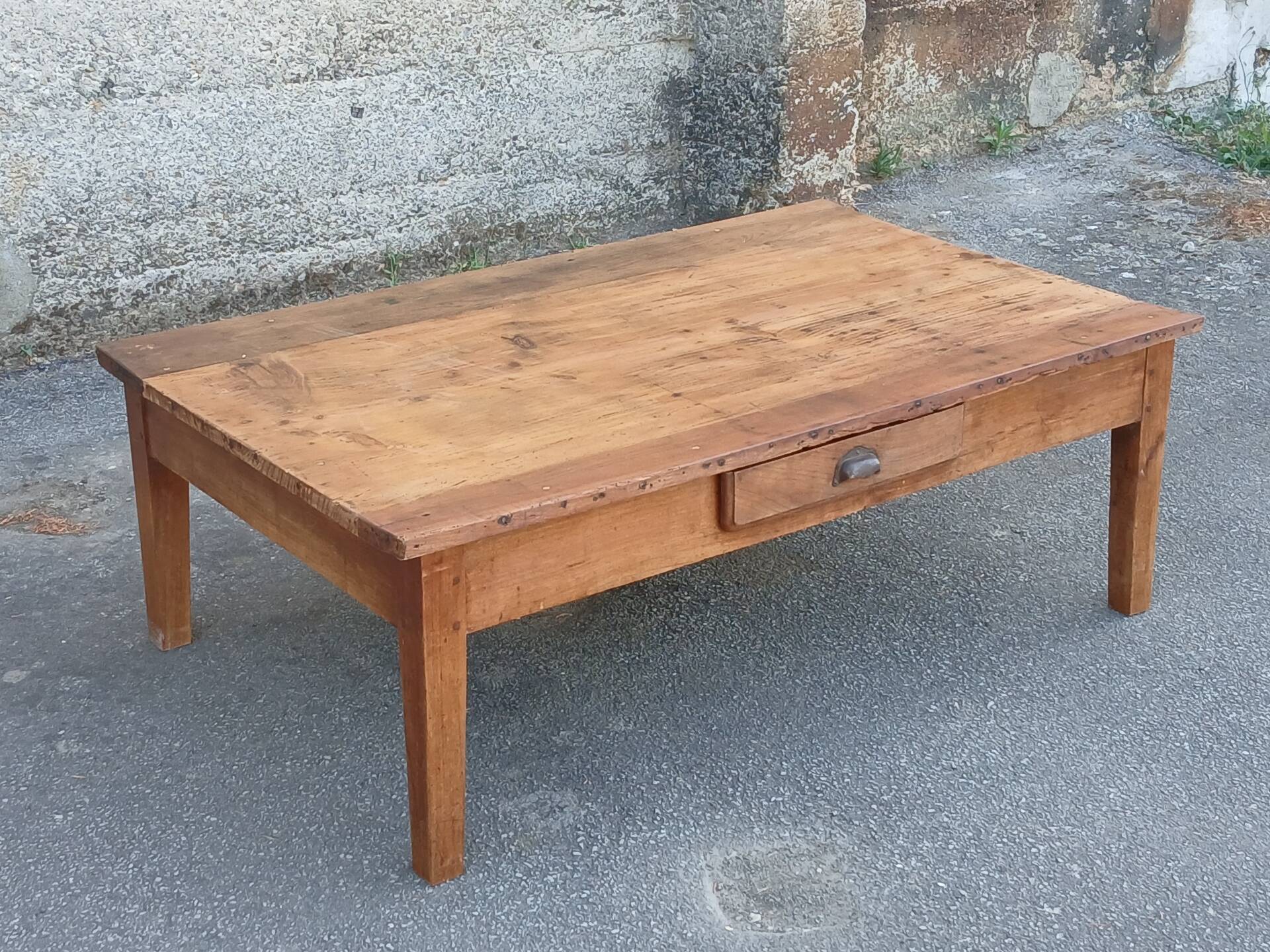 Table basse de ferme