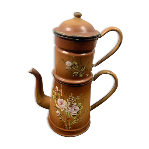 Cafetière émaillée