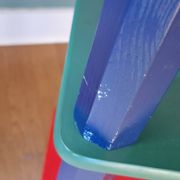 Etagère crayon style memphis