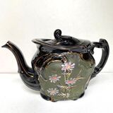 Antique Victorian teapot, English pottery