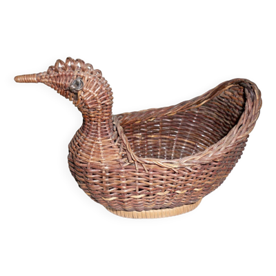 Poule en osier tressé